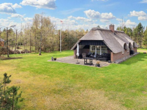 Three-Bedroom Holiday home in Børkop 17 in Jerup